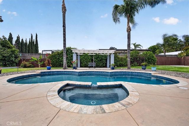 16435 Lois Lane, Riverside, CA 92504