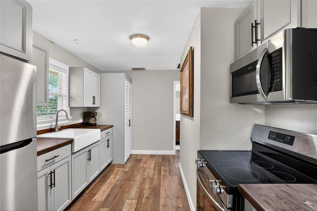 1885 PFUNDSTEIN ROAD, Lake Wales, FL 33898