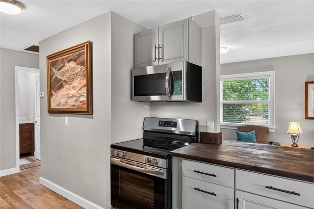 1885 PFUNDSTEIN ROAD, Lake Wales, FL 33898