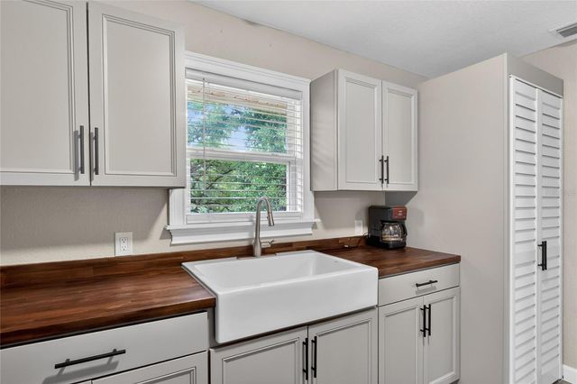 1885 PFUNDSTEIN ROAD, Lake Wales, FL 33898