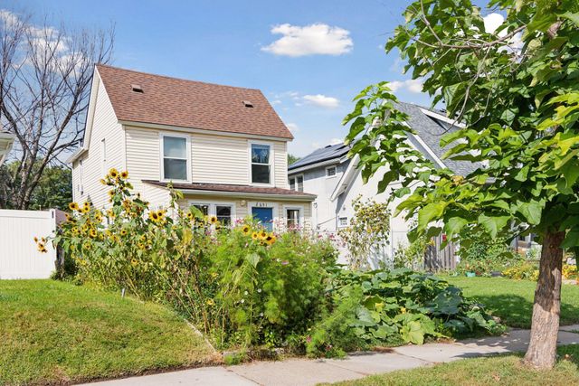 2651 Newton Avenue N, Minneapolis, MN 55411