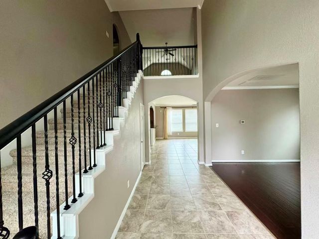 12106 Coldwater Cove Lane, Cypress, TX 77433