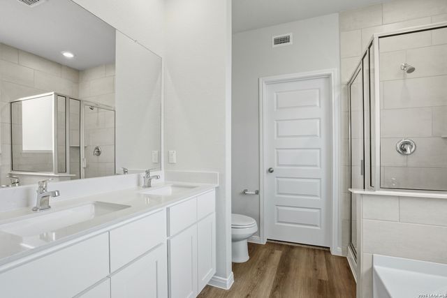 2582 Downsbury Road, New Braunfels, TX 78130