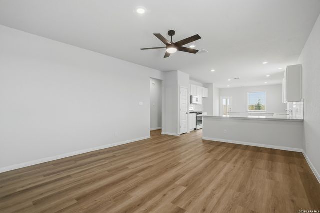 2582 Downsbury Road, New Braunfels, TX 78130
