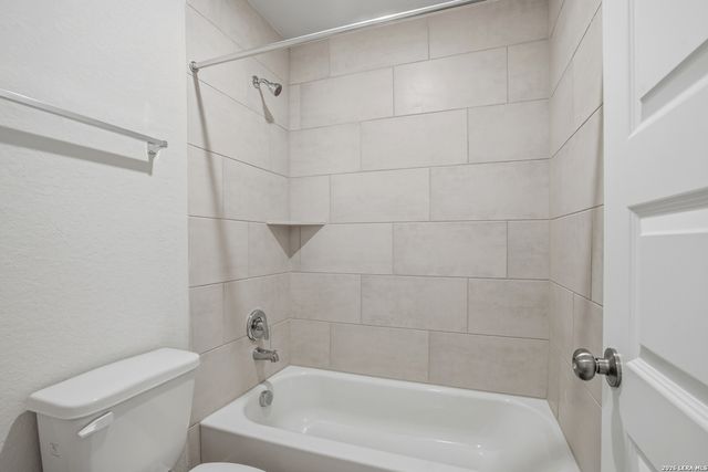 2582 Downsbury Road, New Braunfels, TX 78130