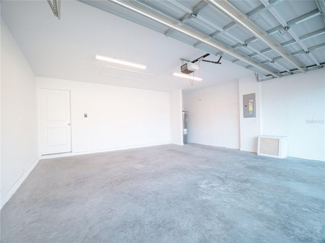 2813 10TH STREET SW, Lehigh Acres, FL 33976