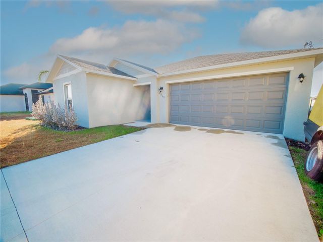 2813 10TH STREET SW, Lehigh Acres, FL 33976
