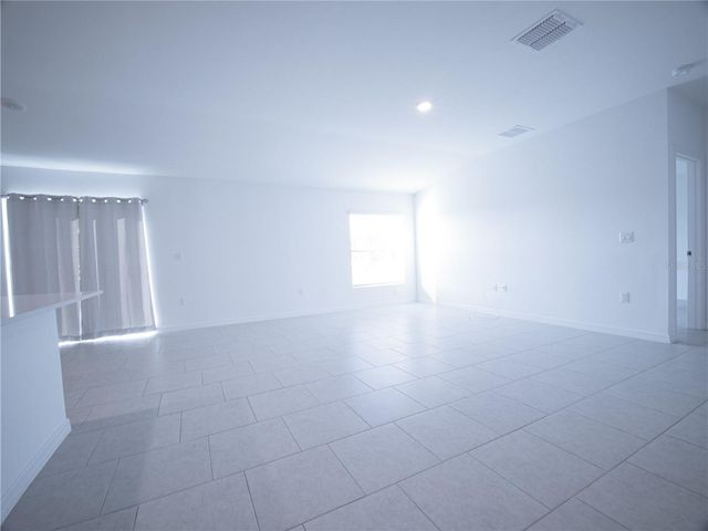 2813 10TH STREET SW, Lehigh Acres, FL 33976