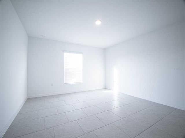 2813 10TH STREET SW, Lehigh Acres, FL 33976