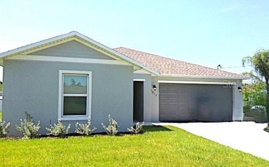 2813 10TH STREET SW, Lehigh Acres, FL 33976