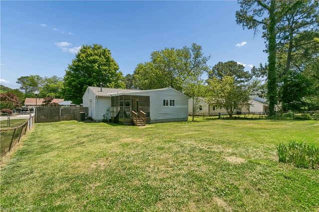 513 Marlin DR, Newport News, VA 23602