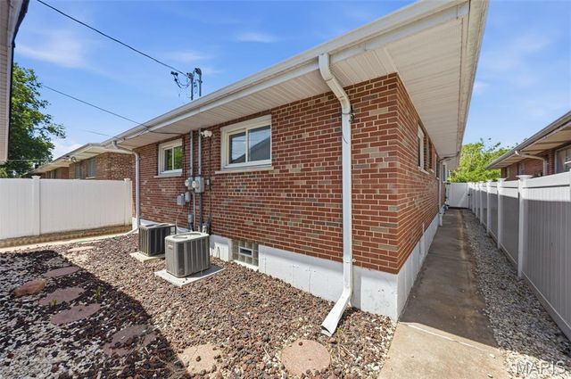 4824-4826 Pennsylvania Avenue, St Louis, MO 63111