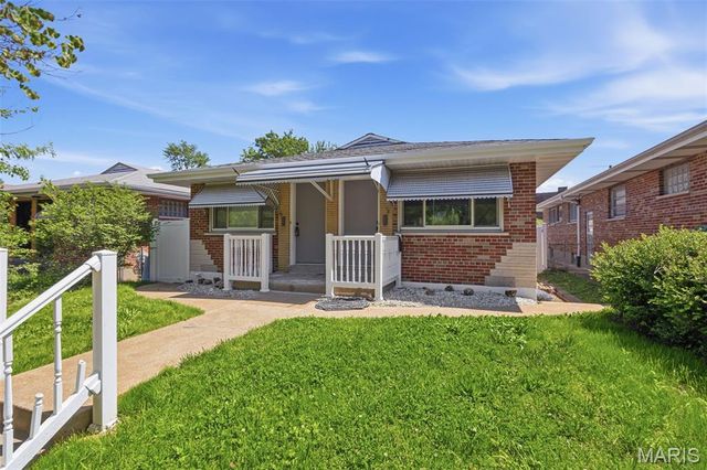 4824-4826 Pennsylvania Avenue, St Louis, MO 63111