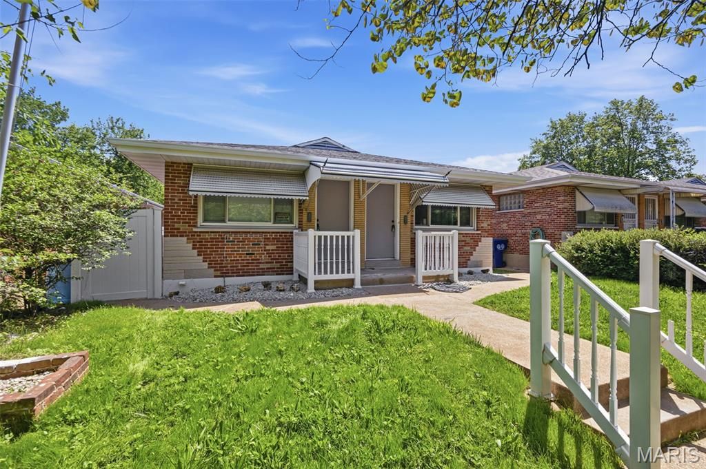 4824-4826 Pennsylvania Avenue, St Louis, MO 63111