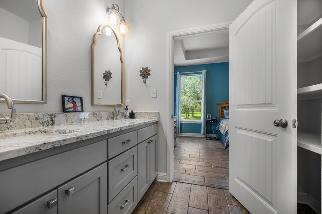 2513 Christine Drive, Granbury, TX 76048