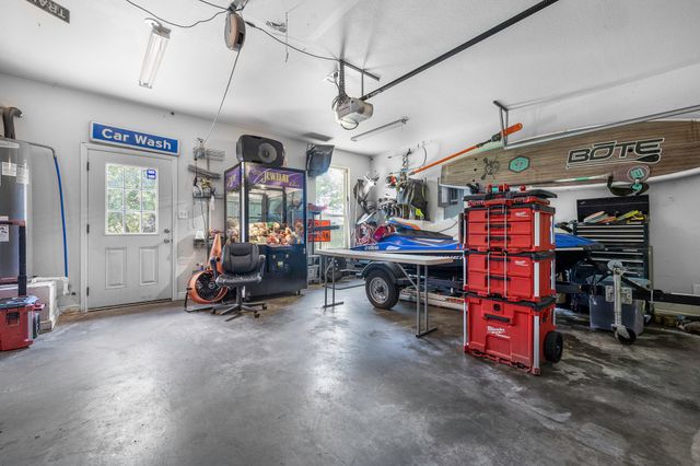 2513 Christine Drive, Granbury, TX 76048