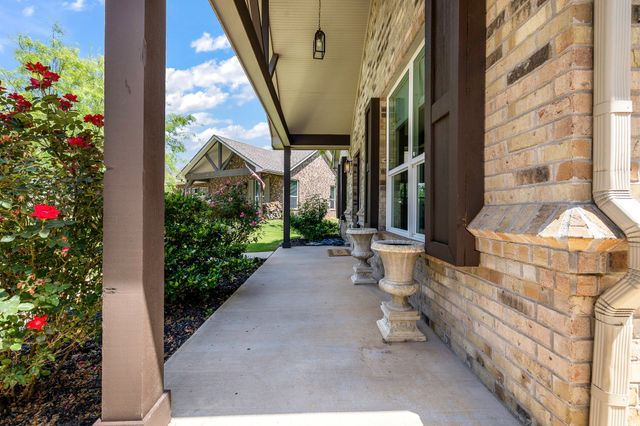 2513 Christine Drive, Granbury, TX 76048