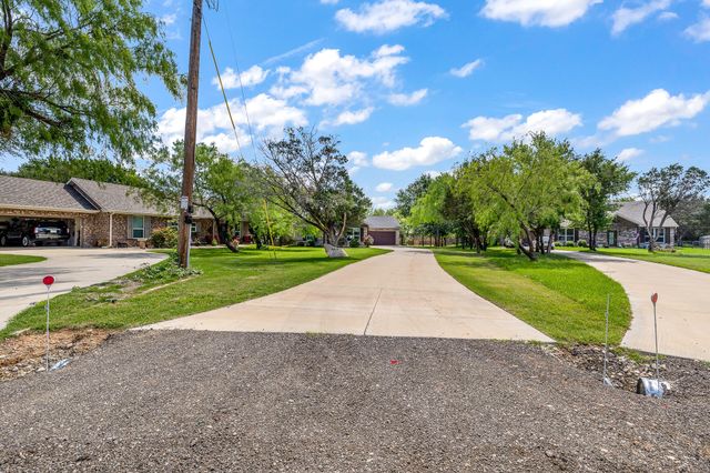 2513 Christine Drive, Granbury, TX 76048