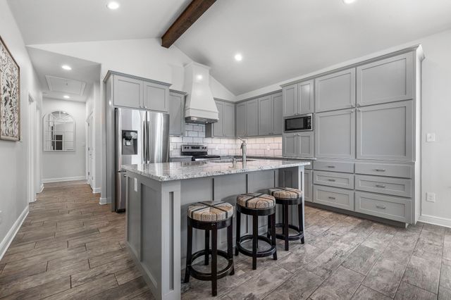 2513 Christine Drive, Granbury, TX 76048