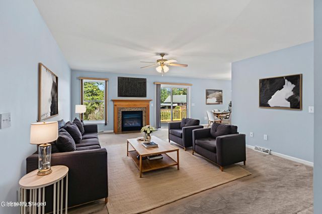 1009 Kingswood Court, Rotterdam, NY 12303