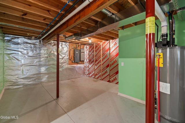 1009 Kingswood Court, Rotterdam, NY 12303