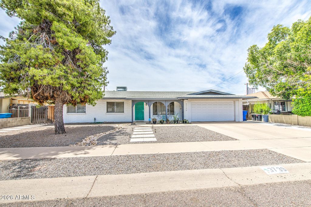3739 W KRALL Street, Phoenix, AZ 85019 — exterior