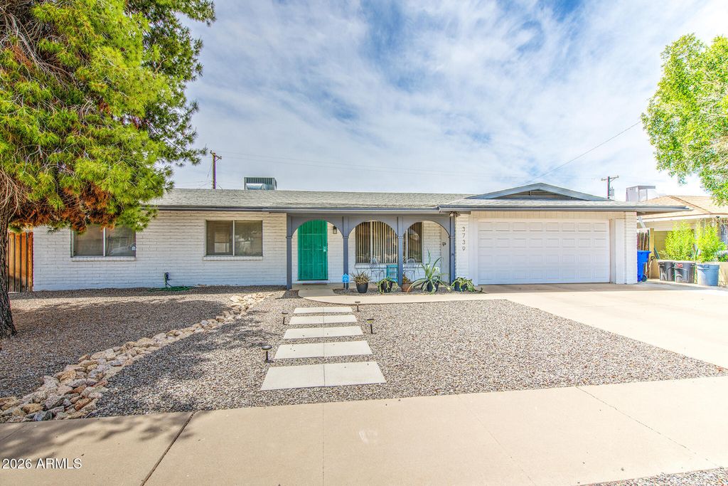 3739 W KRALL Street, Phoenix, AZ 85019 — photo 4
