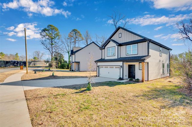 3200 Auten Avenue, Charlotte, NC 28269