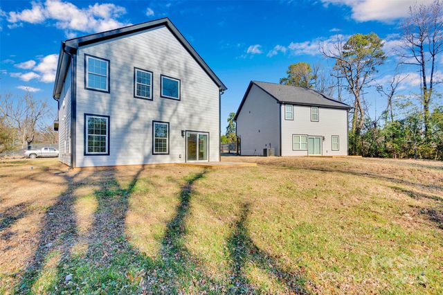 3200 Auten Avenue, Charlotte, NC 28269