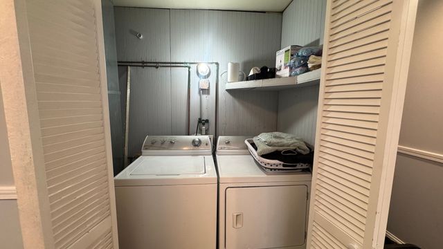 7700 W 83rd Street, Bridgeview, IL 60455