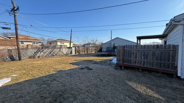 7700 W 83rd Street, Bridgeview, IL 60455