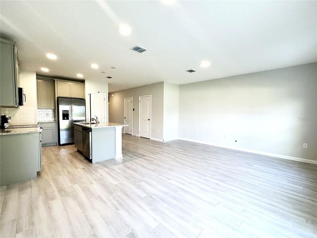 2835 NARCOOSSEE COMMONS WAY, St Cloud, FL 34771