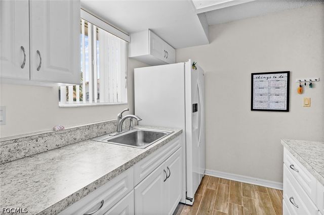 5848 Queen Elizabeth WAY 1, Fort Myers, FL 33907