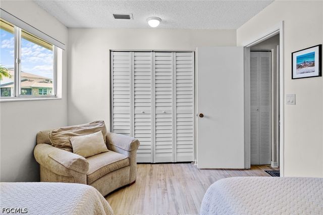 5848 Queen Elizabeth WAY 1, Fort Myers, FL 33907