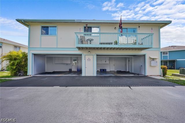 5848 Queen Elizabeth WAY 1, Fort Myers, FL 33907
