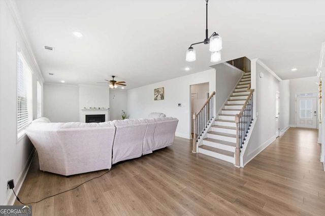 880 Garnet Drive, Acworth, GA 30101