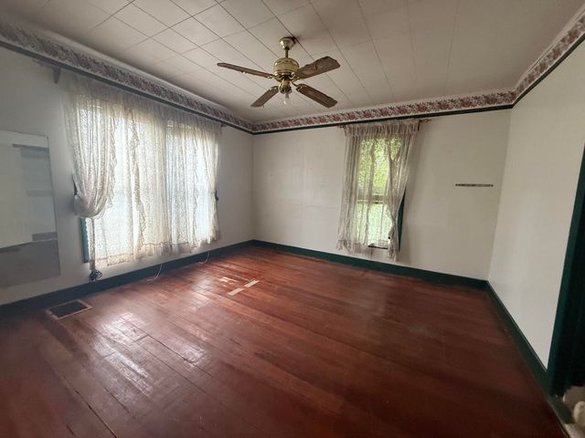 1700 Marion Avenue, South Pittsburg, TN 37380