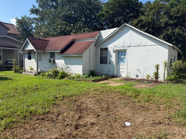 1700 Marion Avenue, South Pittsburg, TN 37380