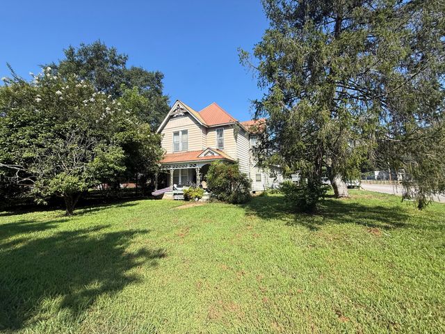 1700 Marion Avenue, South Pittsburg, TN 37380