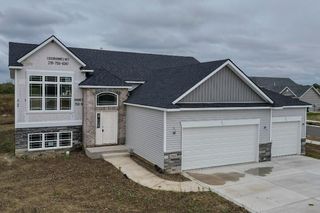2980 W 84th Place W, Merrillville, IN 46410