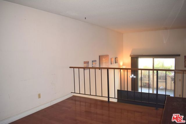 1711 Grismer Avenue 63, Burbank, CA 91504