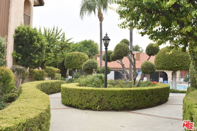 1711 Grismer Avenue 63, Burbank, CA 91504