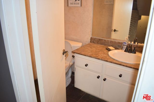 1711 Grismer Avenue 63, Burbank, CA 91504