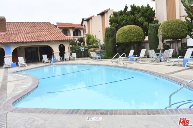 1711 Grismer Avenue 63, Burbank, CA 91504