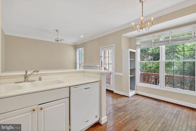 4627 KNIGHT PL, Alexandria, VA 22311