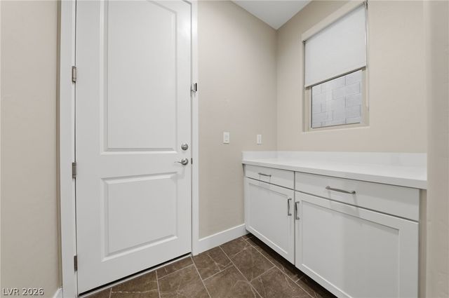 11816 River Hawk Avenue, Las Vegas, NV 89138