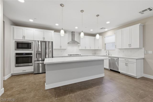 11816 River Hawk Avenue, Las Vegas, NV 89138