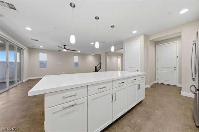 11816 River Hawk Avenue, Las Vegas, NV 89138