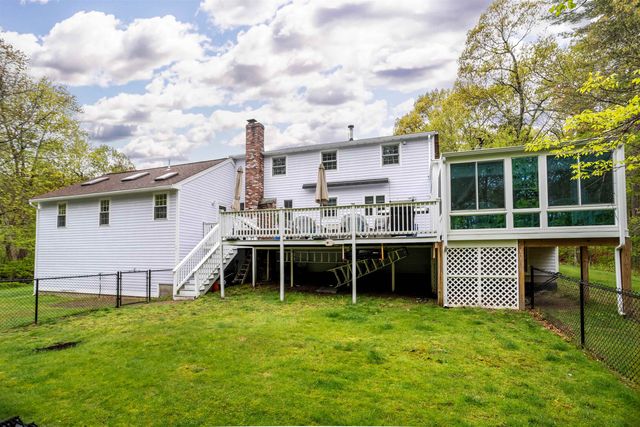 190 Wyndridge Circle, Pelham, NH 03076