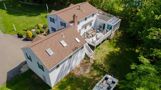 190 Wyndridge Circle, Pelham, NH 03076